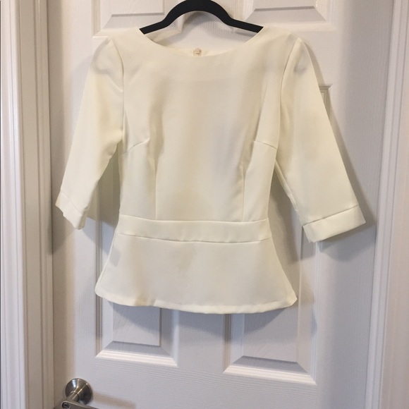 White Fitted Top - Picture 1 of 4